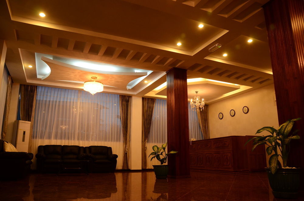 Great Glory Hotel Rangum Exterior foto